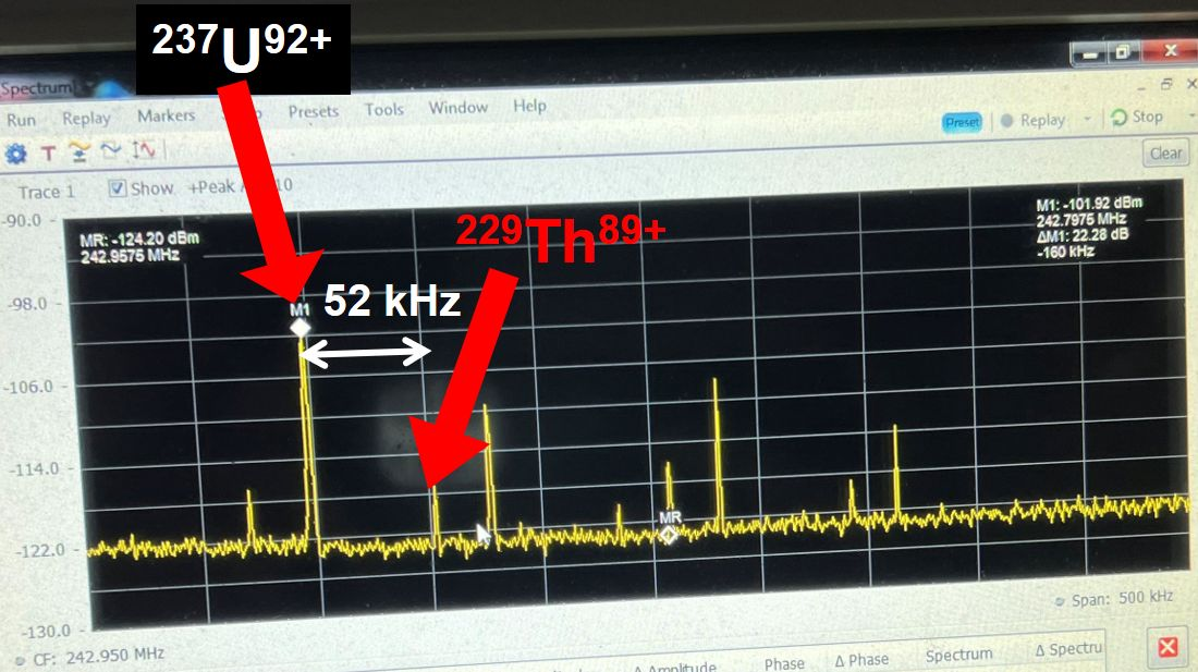245_MHz_Schottky_229Th89.jpg